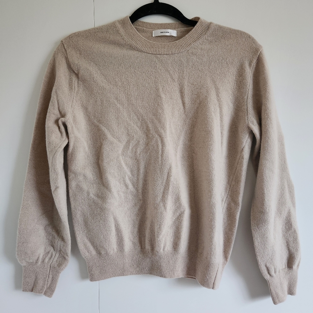 Dailylook Wool Cashmere Blend Sweater Tan Crewneck Minimalist